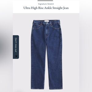 Abercrombie & Fitch Ultra High Rise Ankle Straight Blue Jeans